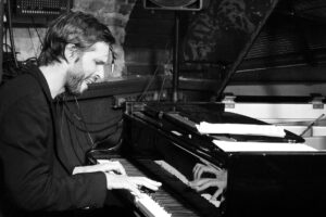 VALENTIN SCHUPPICH „Summer Night“ bietet hochkarätig besetzten Jazz