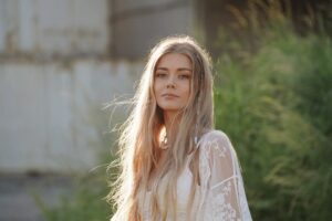 Carolyna: The Beauty and the Beat, Part 4 – Neues von der Sanften mit der schönen Stimme